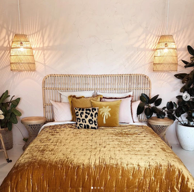 À La Palm Velvet Cushion Accessories 4 À La Palm Velvet Cushion Accessories