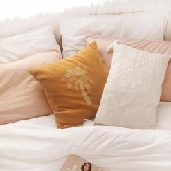 À La Palm Velvet Cushion Accessories 7 À La Palm Velvet Cushion Accessories